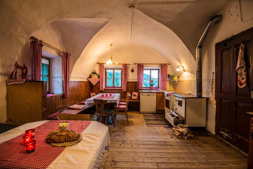 Вилла Ferienbauernhof Elmaugut Мюльбах Экстерьер фото